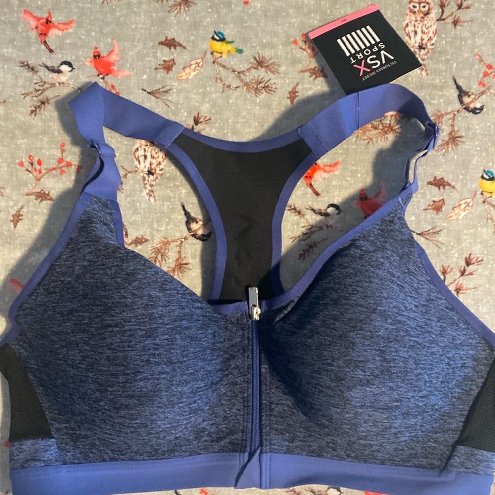 VSX sport bra, size 36C, new with tags